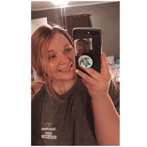 Meet your Posher, Kassie